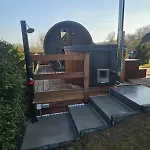 Mit Sauna Und Hot-tub 度假居 *