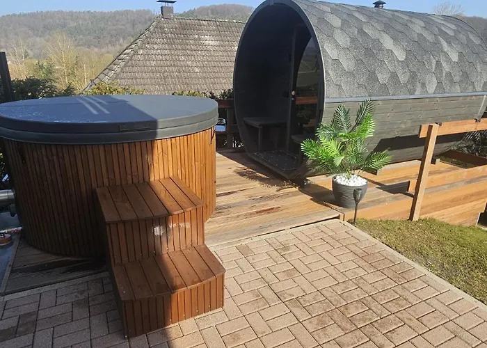 Mit Sauna Und Hot-tub Holiday home *